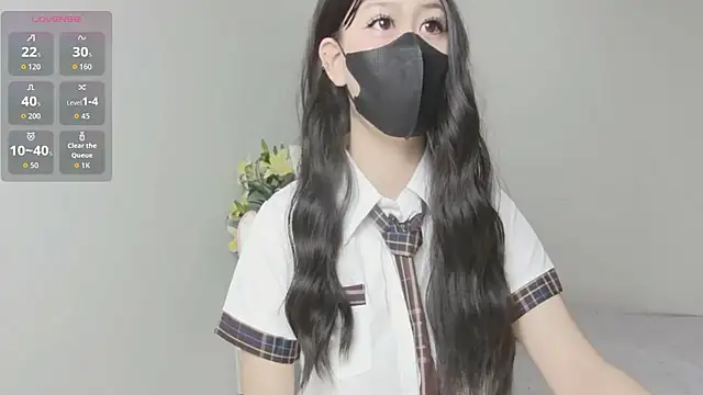 Snapshot of -Fortuna- chatting on 09-24-25, 02:04 -Fortuna- online show from 09-24-25, 02:04