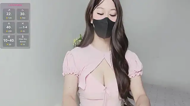 Snapshot of -Fortuna- chatting on 10-05-25, 02:10 -Fortuna- online show from 10-05-25, 02:10