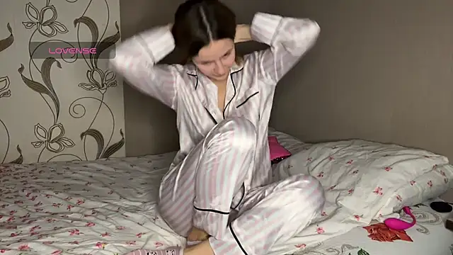 Snapshot of AlmaLitaa chatting on 09-24-25, 04:10 AlmaLitaa online show from 09-24-25, 04:10