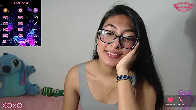 Snapshot of Allison_19__ chatting on 09-18-25, 02:57 Allison 19 online show from 09-18-25, 02:57