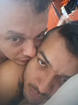 Snapshot of JuceAn14 chatting on 11-19-25, 05:07 JuceAn14 online show from 11-19-25, 05:07