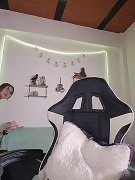 Snapshot of 77Neferkitty77 chatting on 10-20-25, 12:22 77Neferkitty77 online show from 10-20-25, 12:22