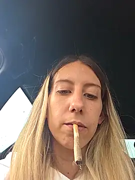 PetiteSecrets online show from 09-29-25, 02:00