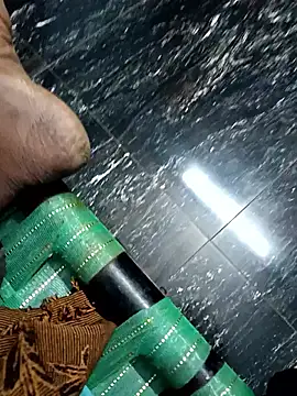 Snapshot of dolphiinn chatting on 11-04-25, 05:34 dolphiinn online show from 11-04-25, 05:34