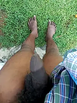 Snapshot of dolphiinn chatting on 11-07-25, 02:33 dolphiinn online show from 11-07-25, 02:33