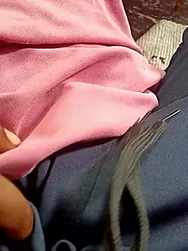 Snapshot of dolphiinn chatting on 12-03-25, 01:46 dolphiinn online show from 12-03-25, 01:46