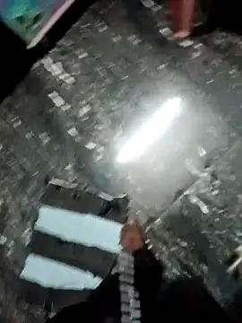 Snapshot of dolphiinn chatting on 12-04-25, 04:48 dolphiinn online show from 12-04-25, 04:48