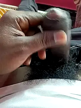 Snapshot of dolphiinn chatting on 12-05-25, 04:54 dolphiinn online show from 12-05-25, 04:54