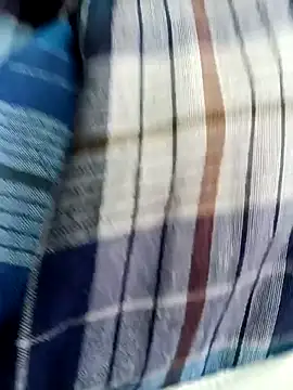 Snapshot of dolphiinn chatting on 12-16-25, 04:17 dolphiinn online show from 12-16-25, 04:17