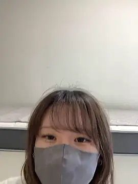 Snapshot of reon_reonreon chatting on 09-24-25, 05:00 reon reonreon online show from 09-24-25, 05:00