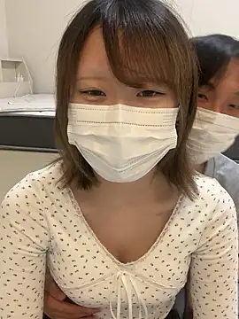 Snapshot of reon_reonreon chatting on 12-02-25, 07:14 reon reonreon online show from 12-02-25, 07:14