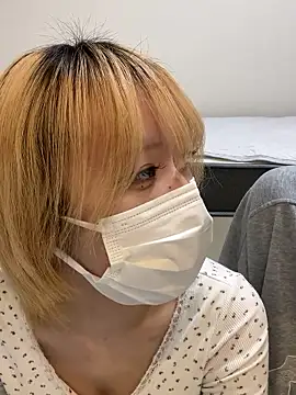 Snapshot of reon_reonreon chatting on 02-09-26, 12:31 reon reonreon online show from 02-09-26, 12:31