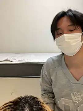 Snapshot of reon_reonreon chatting on 02-13-26, 10:22 reon reonreon online show from 02-13-26, 10:22