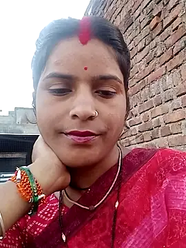 Snapshot of Mohini-xx chatting on 09-12-25, 12:44 Mohini-xx online show from 09-12-25, 12:44