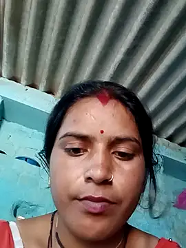 Snapshot of Mohini-xx chatting on 10-15-25, 06:46 Mohini-xx online show from 10-15-25, 06:46