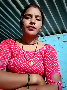 Snapshot of Mohini-xx chatting on 10-15-25, 11:16 Mohini-xx online show from 10-15-25, 11:16