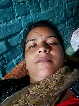 Snapshot of Mohini-xx chatting on 10-19-25, 03:34 Mohini-xx online show from 10-19-25, 03:34