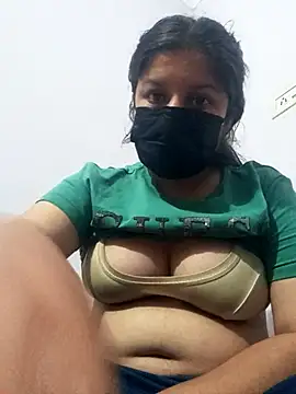 Snapshot of cute_riya098 chatting on 11-06-25, 12:50 cute riya098 online show from 11-06-25, 12:50