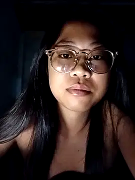 Snapshot of asian-samara chatting on 12-14-25, 02:22 asian-samara online show from 12-14-25, 02:22