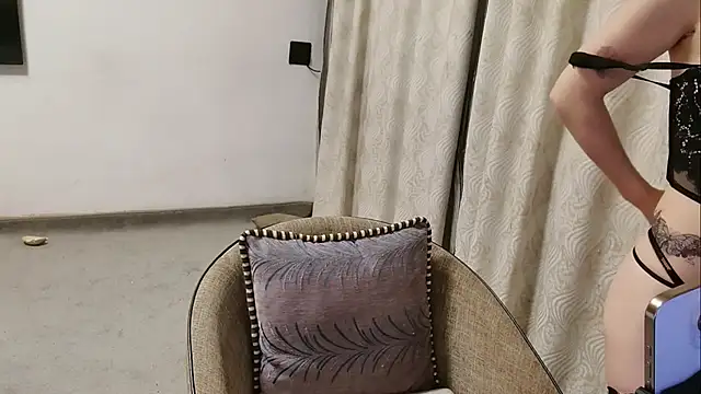 Shi luo2025 online show from 09-12-25, 03:12