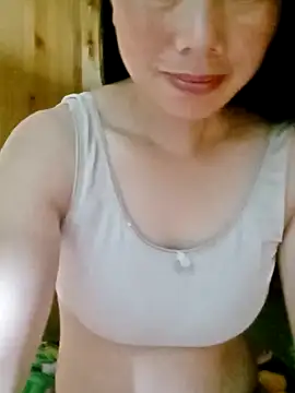 Snapshot of LyyChac chatting on 09-16-25, 09:27 LyyChac online show from 09-16-25, 09:27