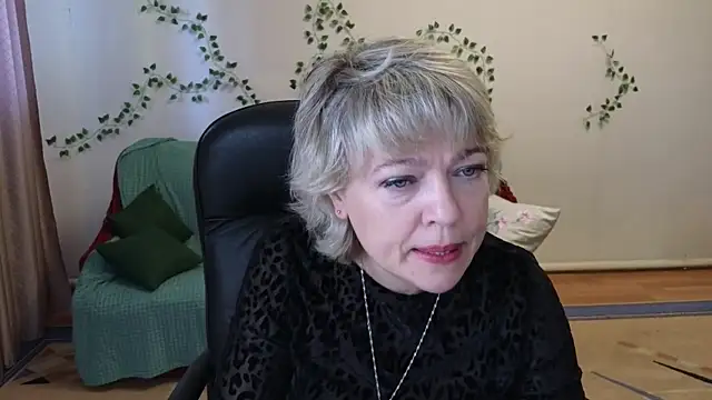 Snapshot of Rosette_Pricky chatting on 05-29-26, 02:37 Rosette Pricky online show from 05-29-26, 02:37