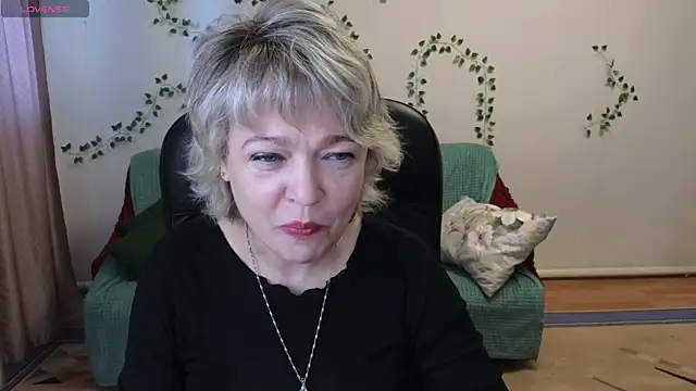 Snapshot of Rosette_Pricky chatting on 05-30-26, 02:47 Rosette Pricky online show from 05-30-26, 02:47