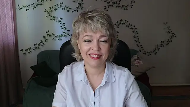 Snapshot of Rosette_Pricky chatting on 06-03-26, 02:19 Rosette Pricky online show from 06-03-26, 02:19