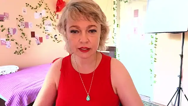 Snapshot of Rosette_Pricky chatting on 06-10-26, 02:27 Rosette Pricky online show from 06-10-26, 02:27