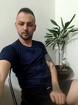 Snapshot of papichulo0099 chatting on 01-18-26, 12:03 papichulo0099 online show from 01-18-26, 12:03