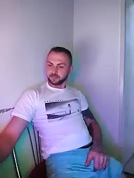 Snapshot of papichulo0099 chatting on 03-08-26, 04:16 papichulo0099 online show from 03-08-26, 04:16