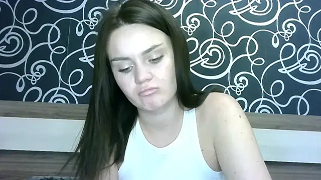 Bonny Candy online show from 10-29-25, 03:47