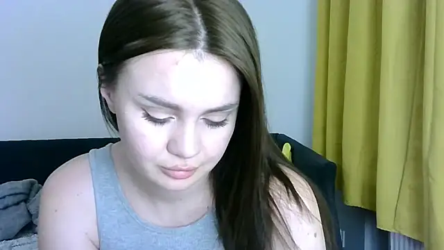 Snapshot of Bonny_Candy chatting on 12-21-25, 02:57 Bonny Candy online show from 12-21-25, 02:57