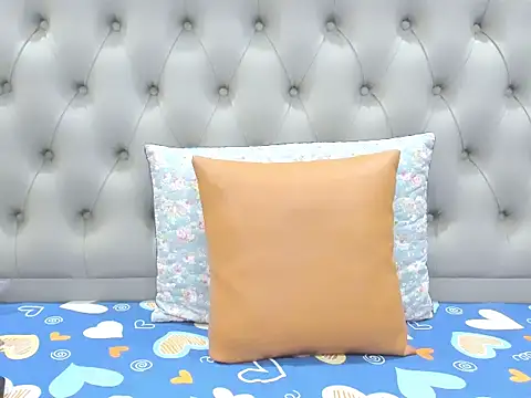  ly   online show from 10-05-25, 04:00