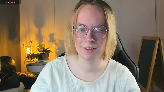 Snapshot of Amanda_Butlerr chatting on 10-30-25, 09:55 Amanda Butlerr online show from 10-30-25, 09:55