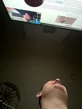 Snapshot of pussyhunter323557 chatting on 09-26-25, 06:01 pussyhunter323557 online show from 09-26-25, 06:01