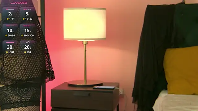 NiaMalkova online show from 10-17-25, 04:53