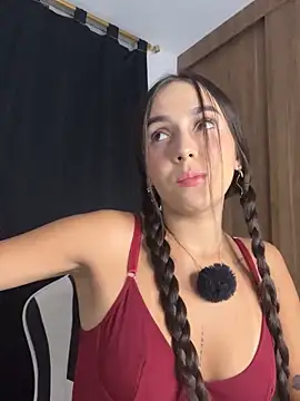 Scarlett05 online show from 09-19-25, 01:07