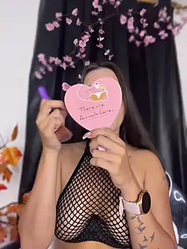 Scarlett05 online show from 04-18-26, 02:15