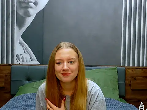 DarcyWilsy online show from 10-06-25, 09:01