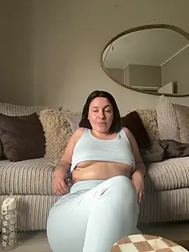 AlyssaAngell online show from 04-28-26, 11:26