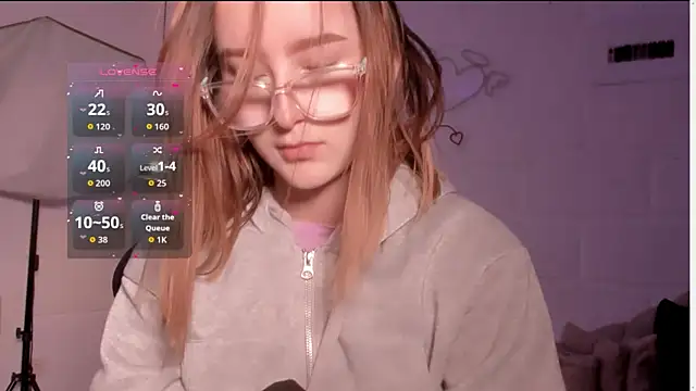 Snapshot of kristal_joi_dl chatting on 09-26-25, 12:20 kristal joi dl online show from 09-26-25, 12:20