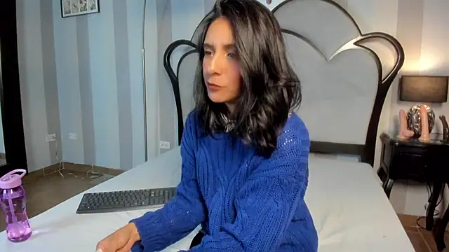 MiaAmore  online show from 02-20-26, 06:52