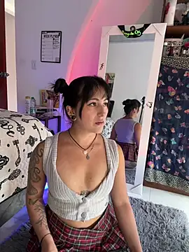 Snapshot of lilitth777 chatting on 01-16-26, 07:18 lilitth777 online show from 01-16-26, 07:18