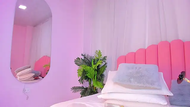 lia queen18 online show from 11-06-25, 11:22