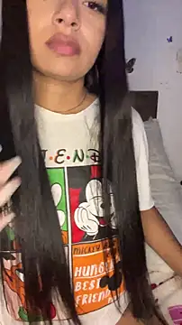 Snapshot of mily_09 chatting on 01-17-26, 01:43 mily 09 online show from 01-17-26, 01:43