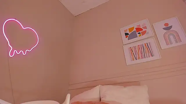  aleja x online show from 09-15-25, 11:43