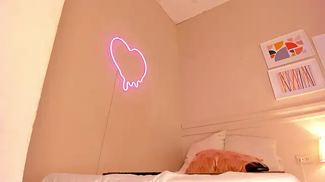  aleja x online show from 10-17-25, 11:46