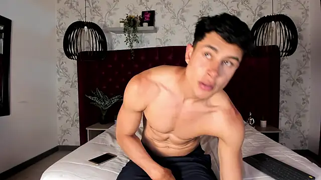 AustinJones  online show from 10-19-25, 08:09