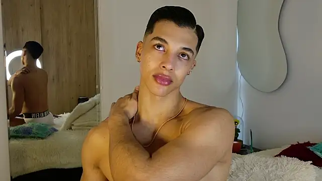 Troye Williams online show from 04-11-26, 11:36